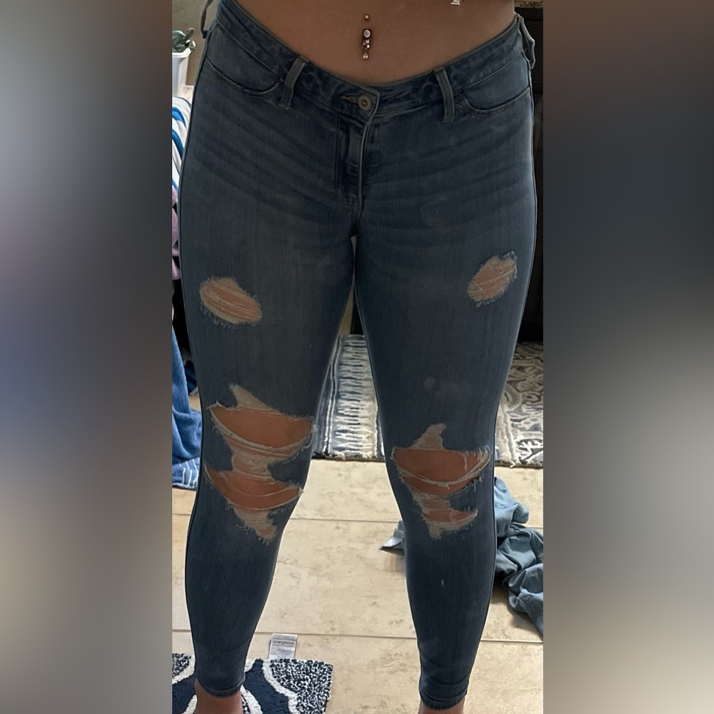 Brand: Hollister